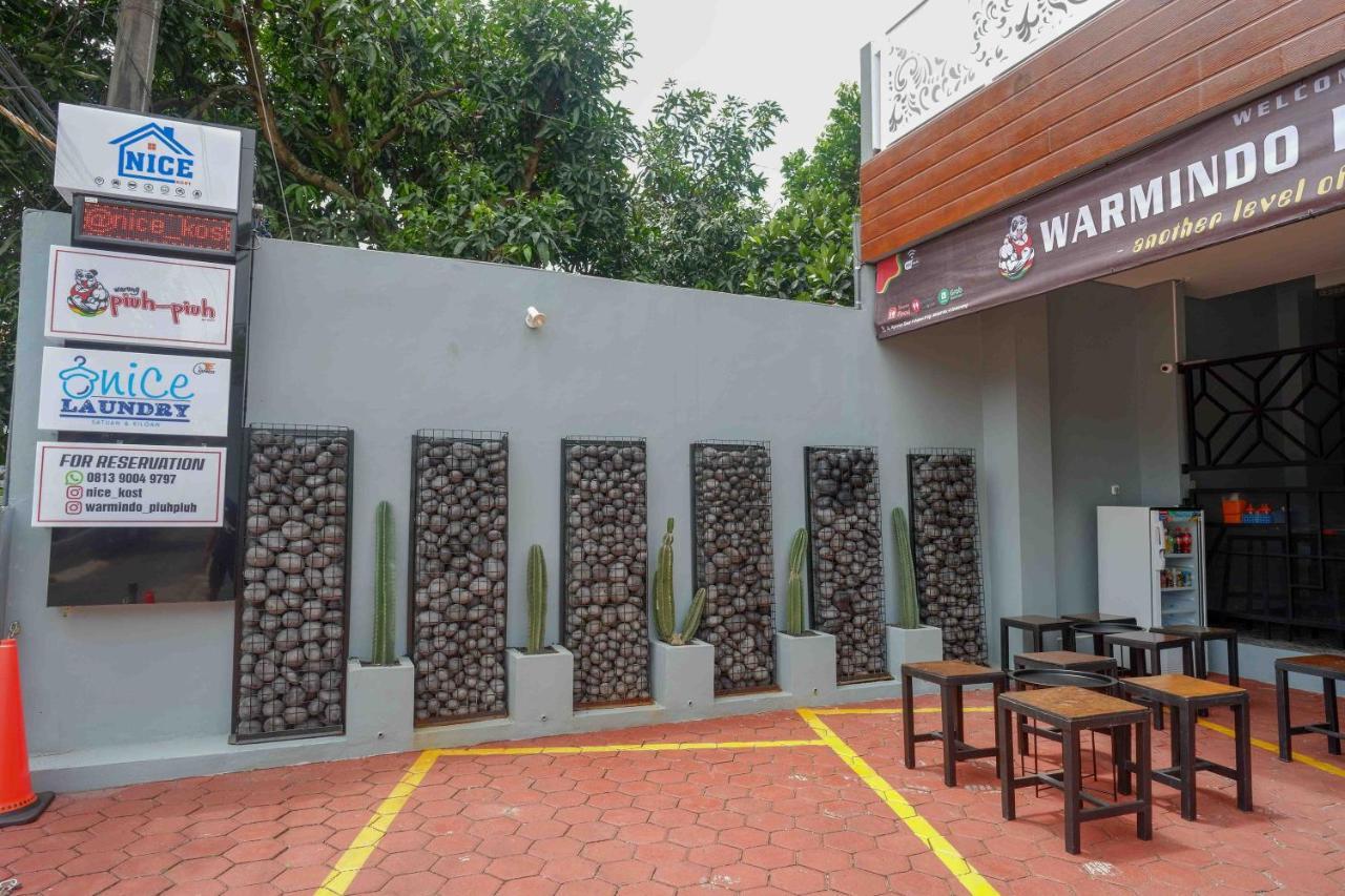 Reddoorz Plus Near Patung Kuda Undip Jatingaleh المظهر الخارجي الصورة